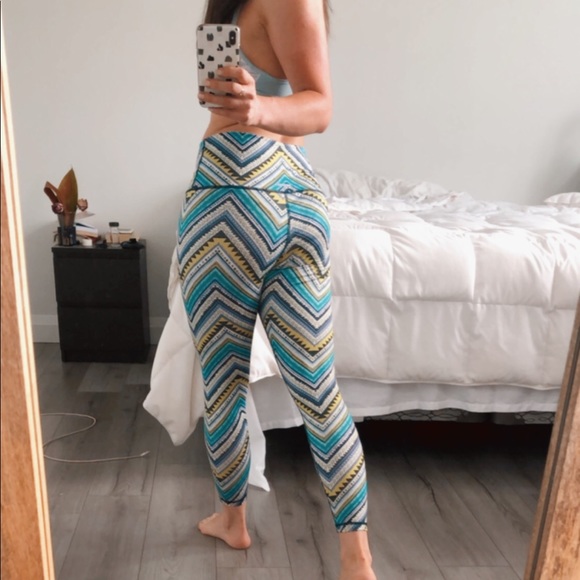 Pattern Aerie Chill Play Move Leggings - Picture 3 of 7